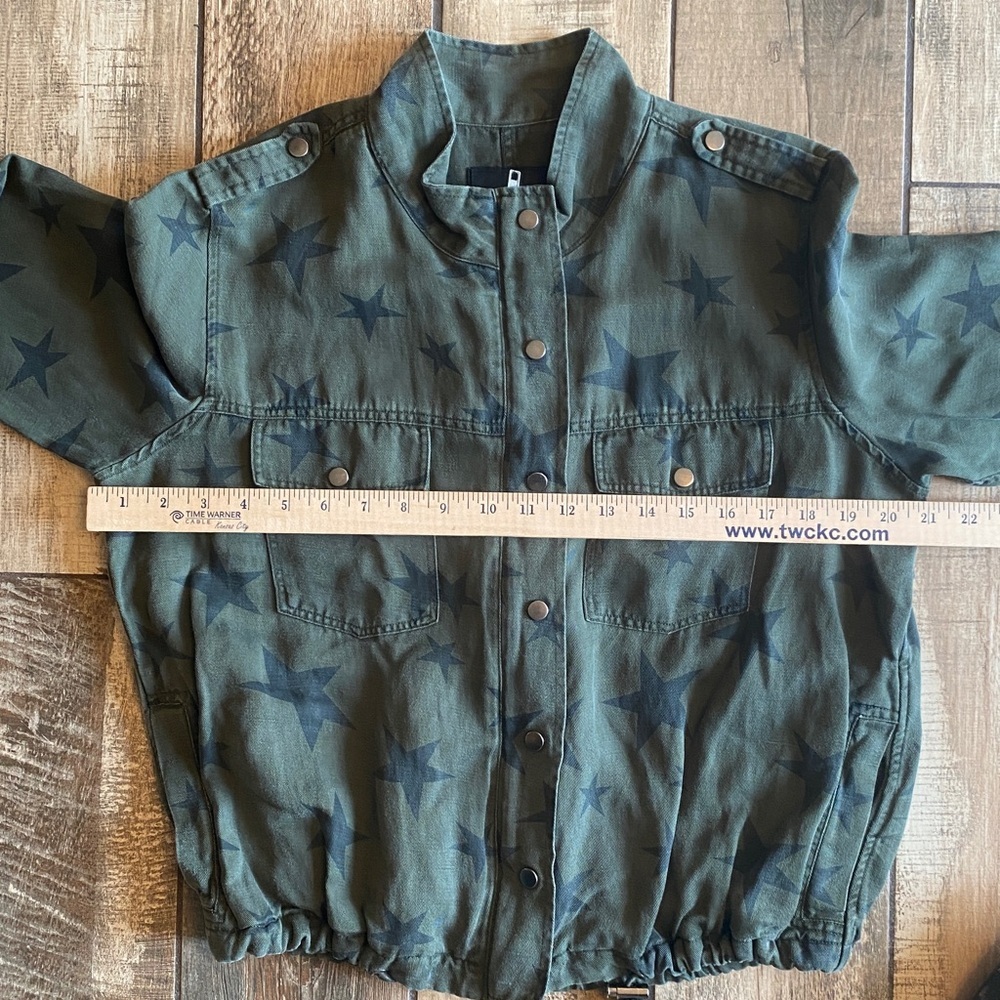 REVOLVE Rails Collins Military Jacket in Sage with Black Stars - Picture 12 of 16